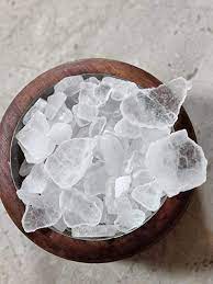 esidue-free natural camphor for traditional use