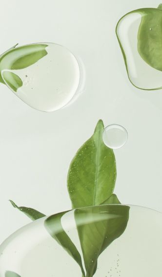 EIGHT.OLD calming face mist toner with natural ingredients