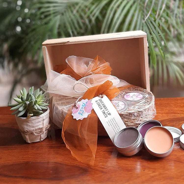 Lip & Cheek Tints Gift Giveaway